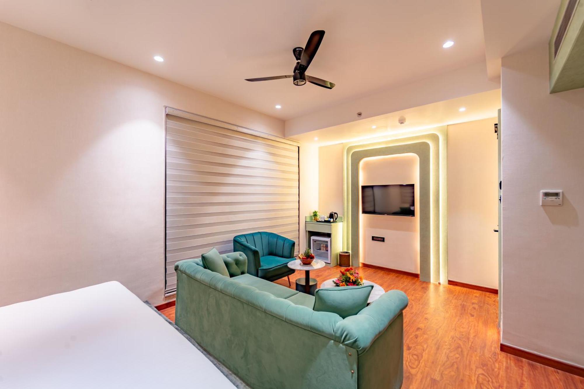 Playsales Scarlet Vijay Nagar Індаур Екстер'єр фото